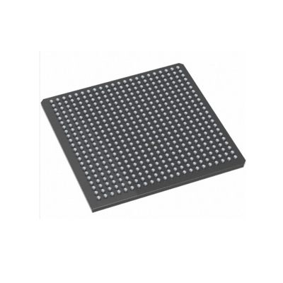 फील्ड प्रोग्राम करने योग्य गेट सरणी LAV-AT-E70-1CBG484C 820mV FPGA एकीकृत सर्किट