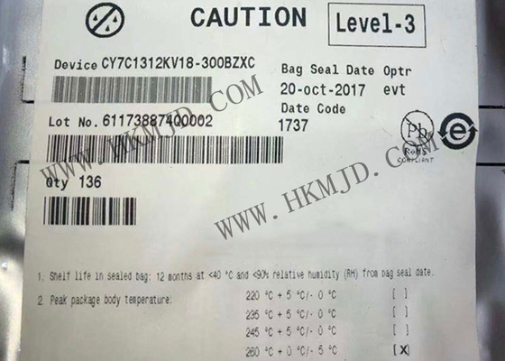 मेमोरी IC CY7C1312KV18-300BZXC 1.8V सिंक्रोनस पाइपलाइन SRAMs CY7C1312 FBGA165
