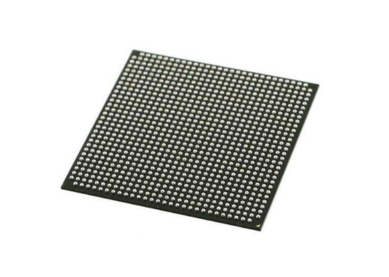 MakXO3 फील्ड प्रोग्रामेबल गेट ऐरे LCMXO3LF-9400E-6BG484I इंटीग्रेटेड सर्किट चिप